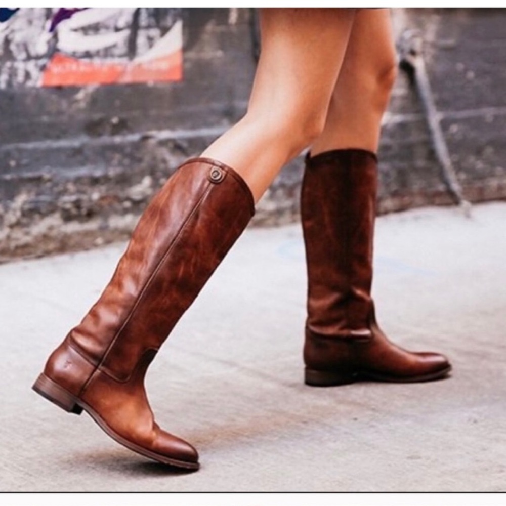 Frye Melissa 2 button boots 9.5